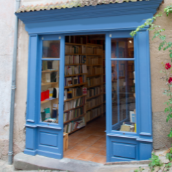 Photo de magasin Devanture de petit commerce